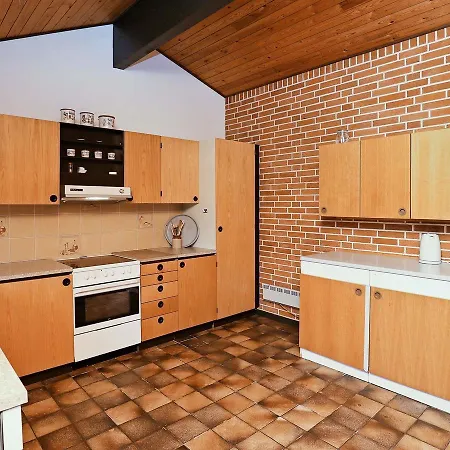 Three-bedroom Holiday In Reksteren Semesterbostad *