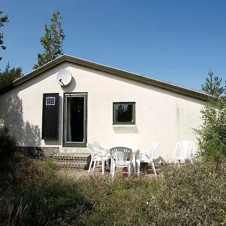 Three-bedroom Holiday In Reksteren Semesterbostad Ålbæk