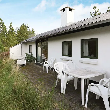 Three-bedroom Holiday In Reksteren Ålbæk