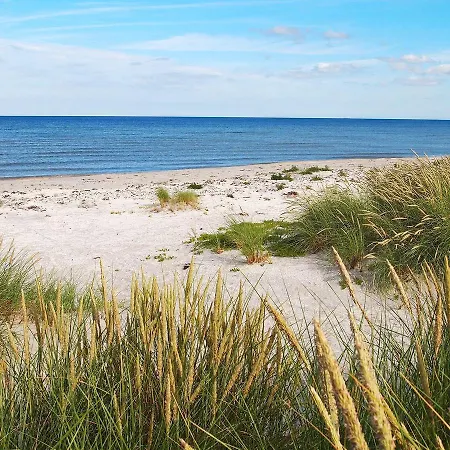 Three-bedroom Holiday In Reksteren Ålbæk