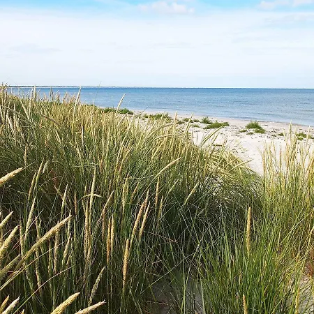 Semesterbostad Three-bedroom Holiday In Reksteren Ålbæk